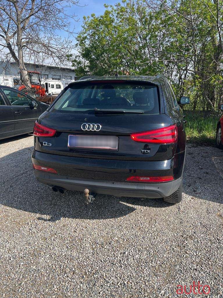 2013' Audi Q3 photo #3