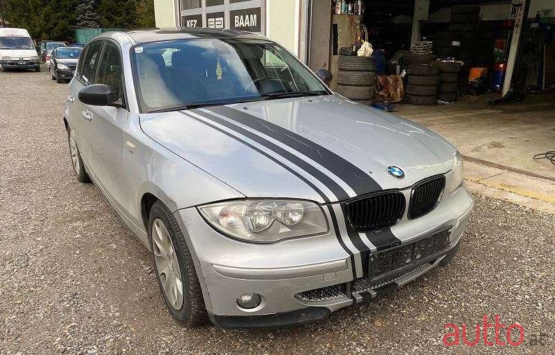 2004' BMW 1Er-Reihe photo #1