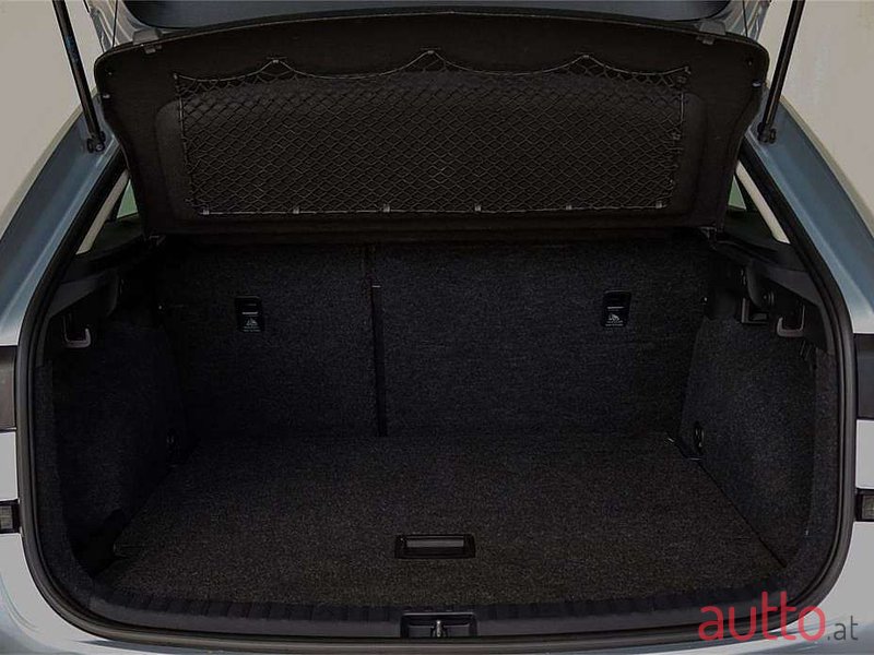 2019' Skoda Scala photo #4