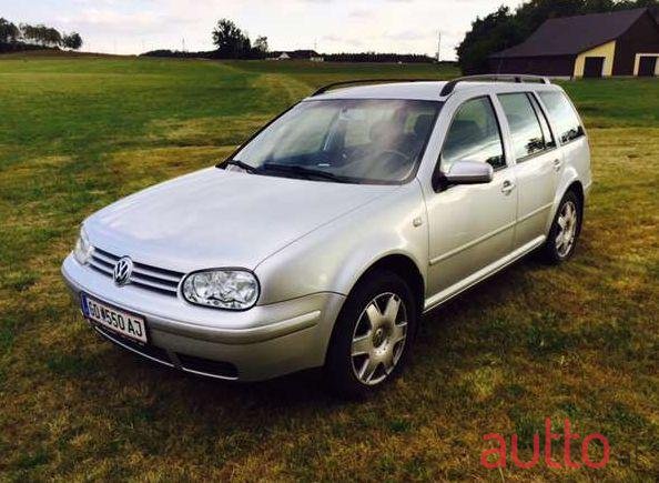 2000' Volkswagen Golf photo #2