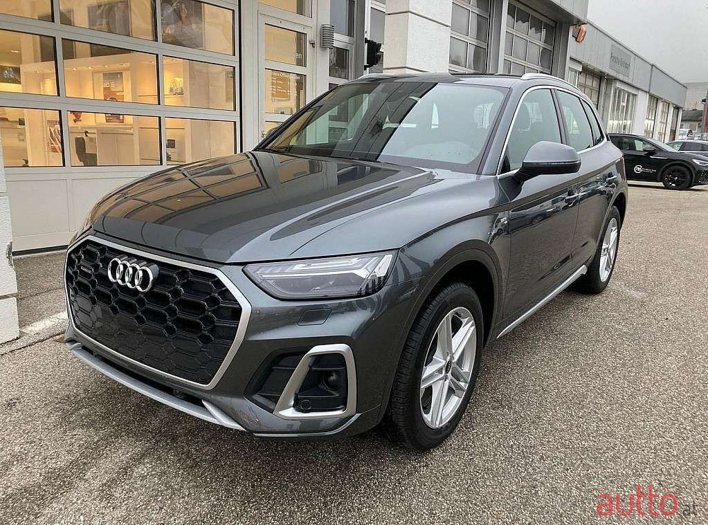 2022' Audi Q5 photo #1