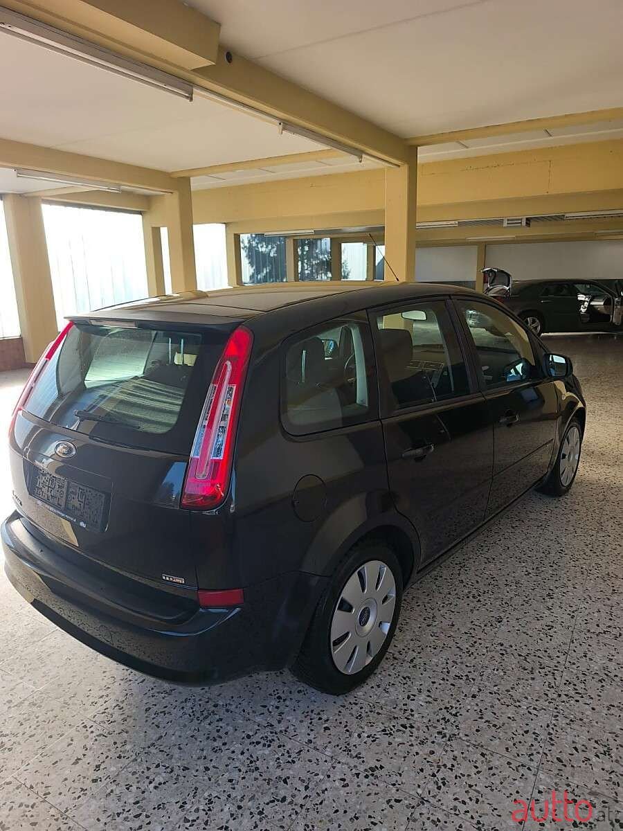 2011' Ford C-MAX photo #4