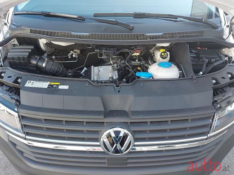 2020' Volkswagen T6 photo #5