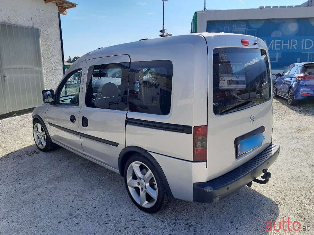 2009' Opel Combo photo #3