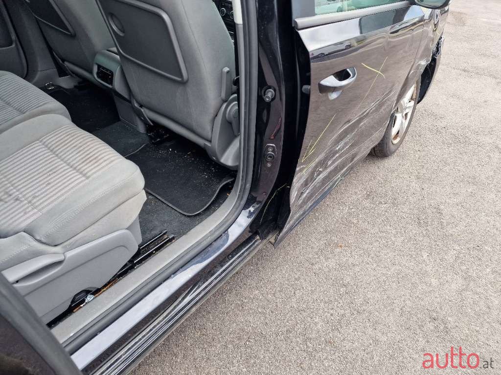 2014' SEAT Alhambra photo #5