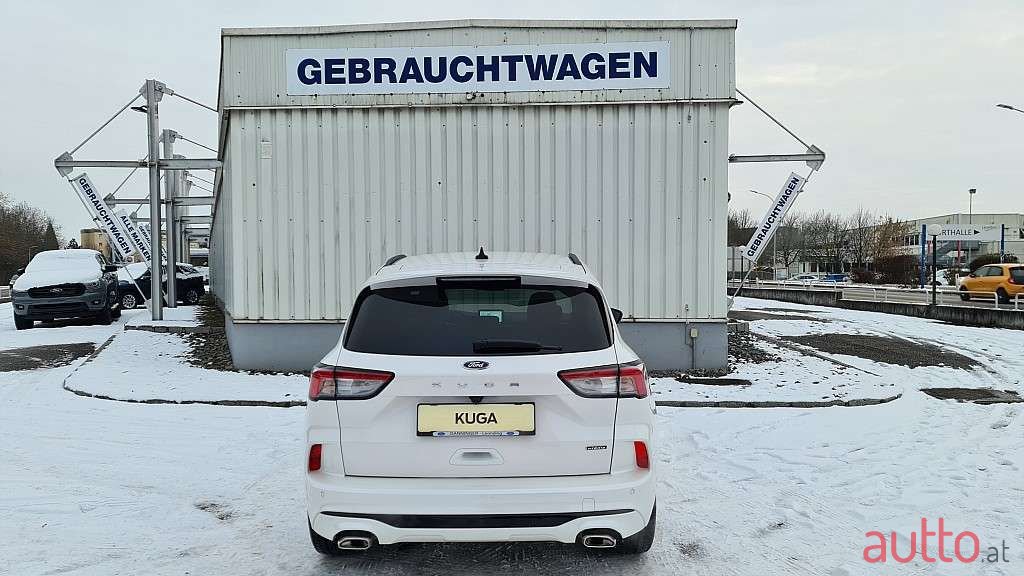2022' Ford Kuga photo #4