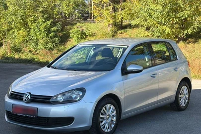 2011' Volkswagen Golf