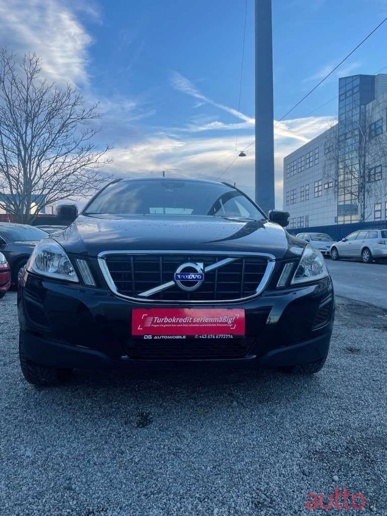 2011' Volvo XC60 photo #2