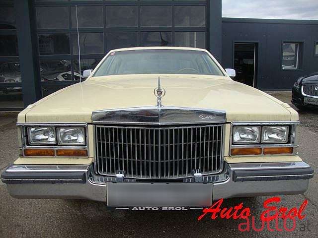 1980' Cadillac Seville photo #2