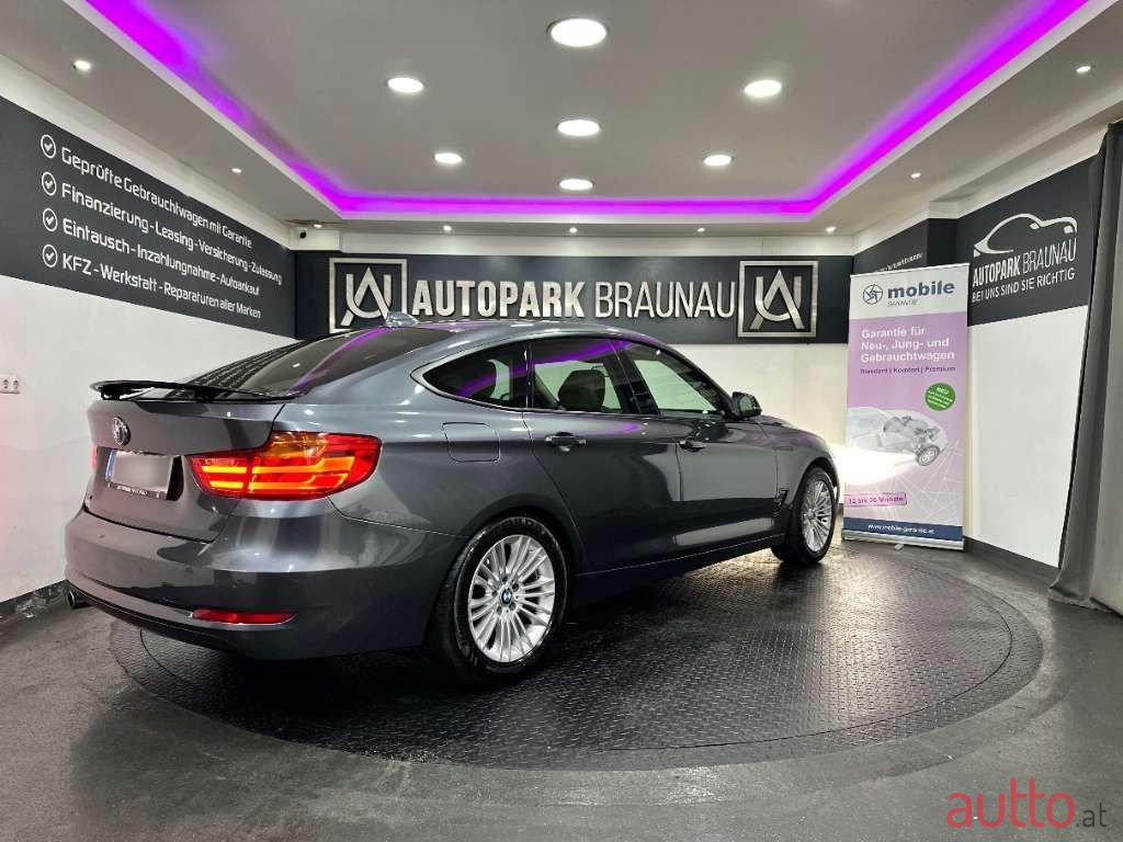 2013' BMW 3Er-Reihe photo #6