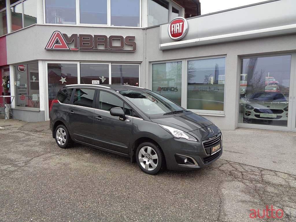 2015' Peugeot 5008 photo #1