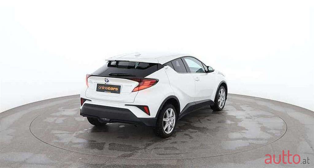 2020' Toyota C-Hr photo #3