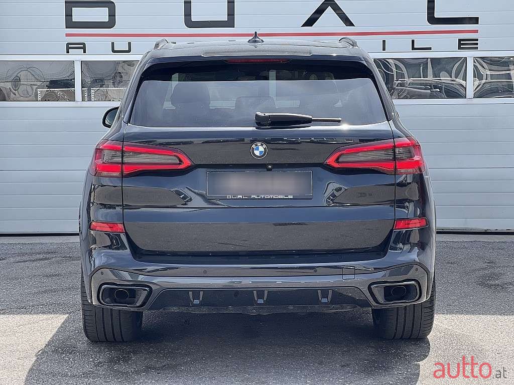 2019' BMW X5 photo #6
