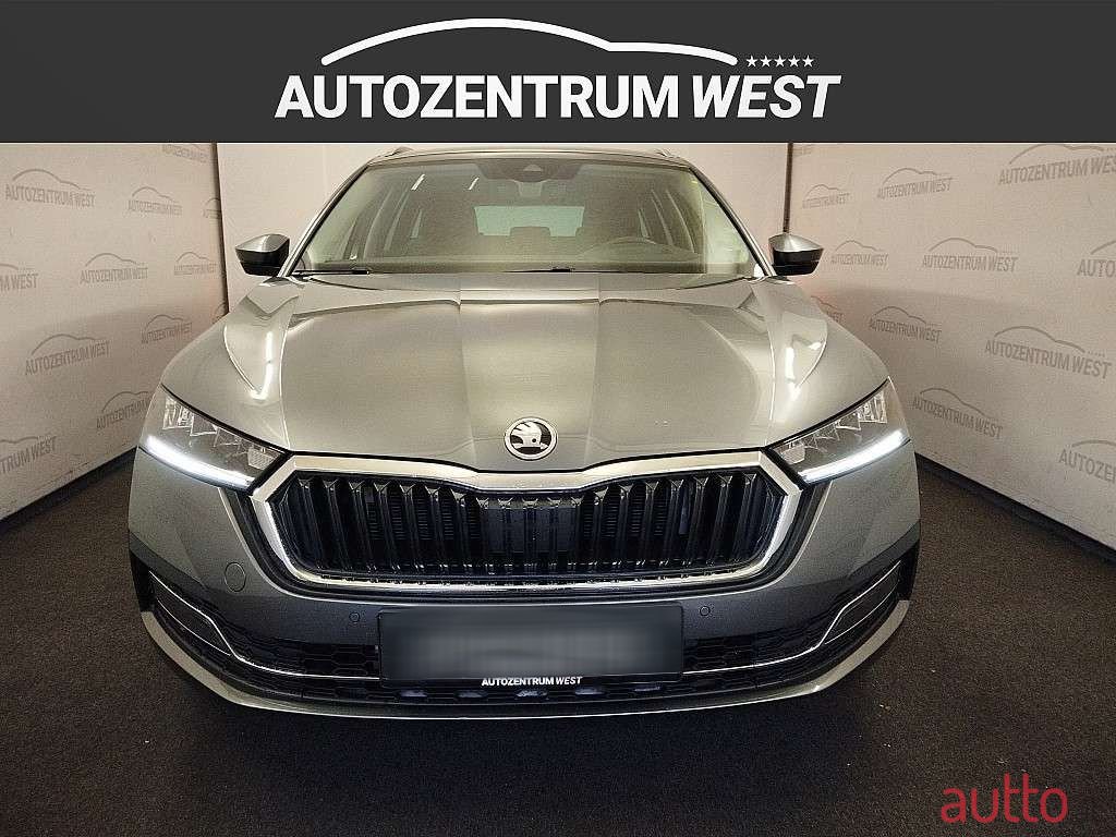 2024' Skoda Octavia photo #2