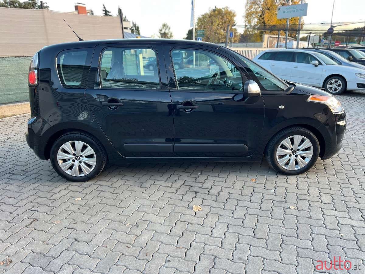 2015' Citroen C3 Picasso photo #5