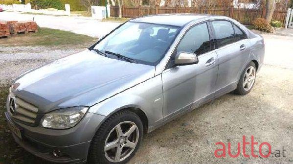 2007' Mercedes-Benz C-Klasse photo #3