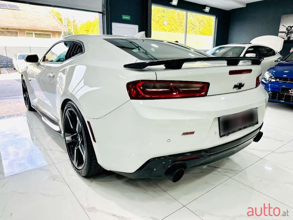2017' Chevrolet Camaro photo #5