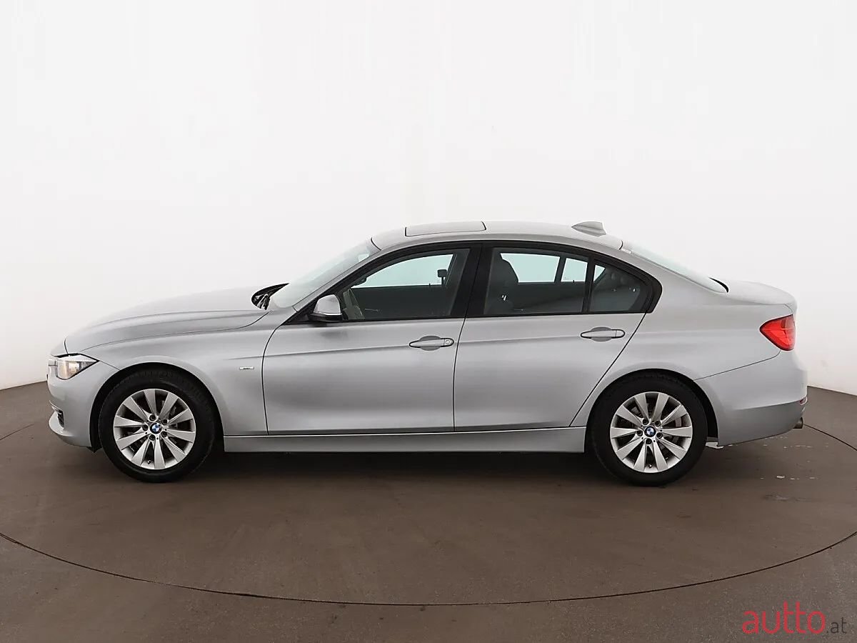 2012' BMW 3Er-Reihe photo #4