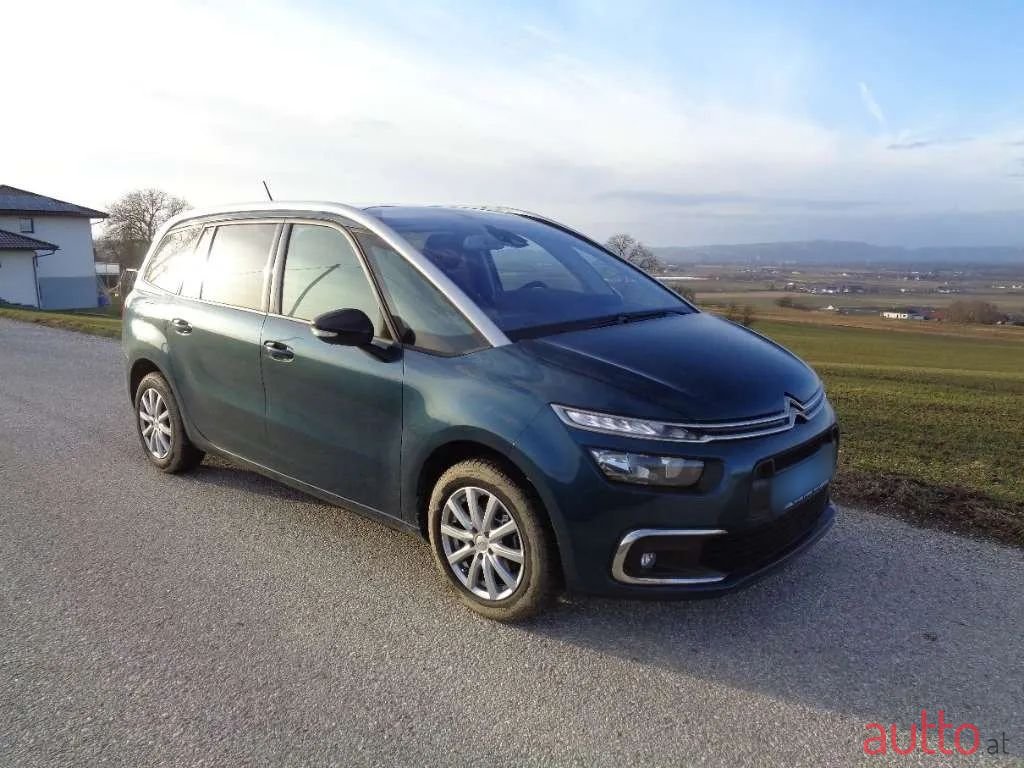 2022' Citroen Grand C4 SpaceTourer photo #4