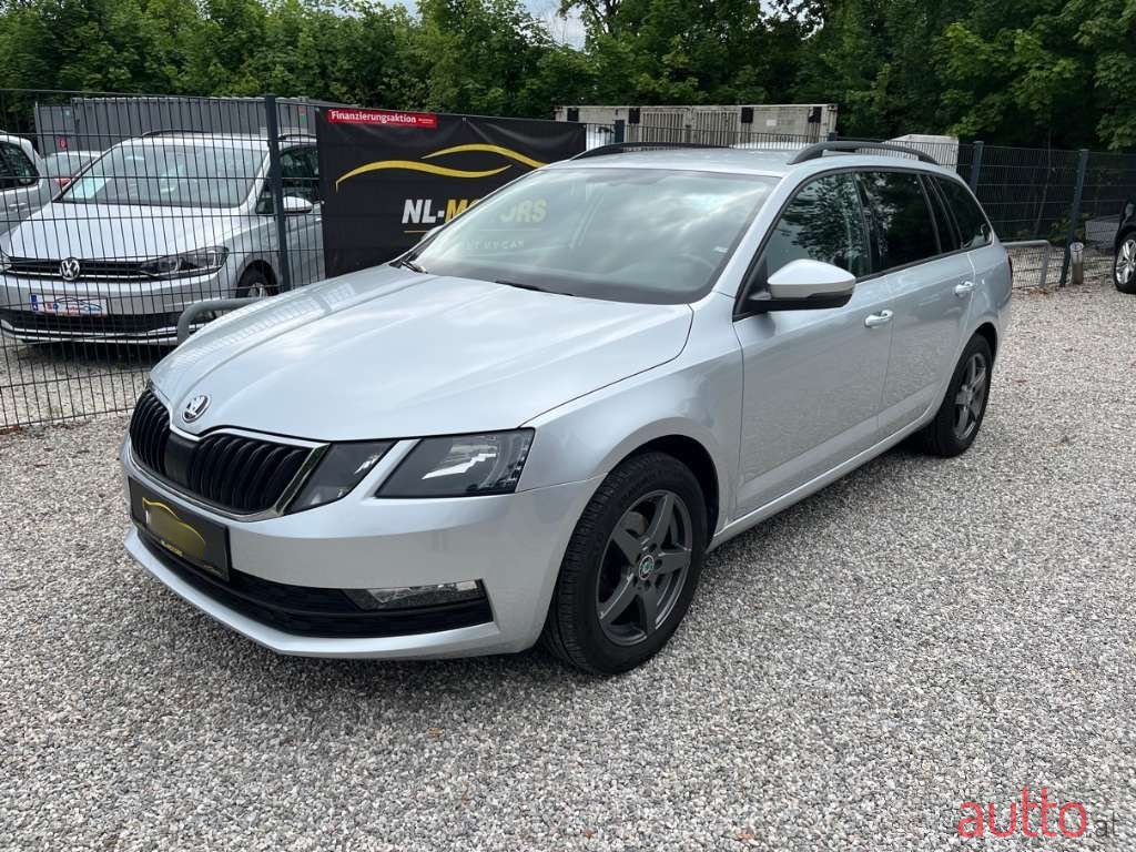 2017' Skoda Octavia photo #1