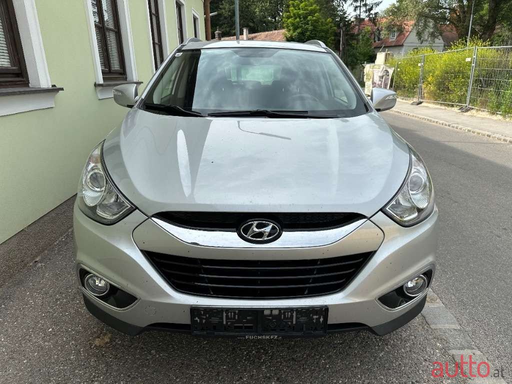 2011' Hyundai ix35 photo #3