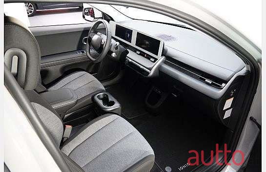 2023' Hyundai Ioniq 5 photo #5