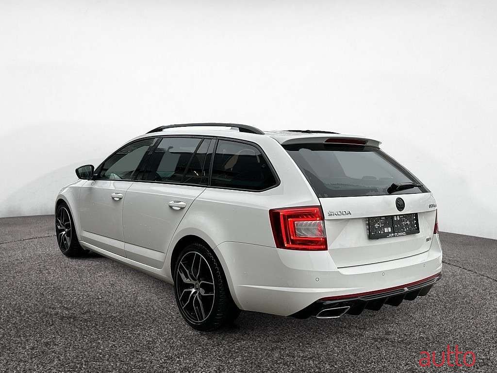 2016' Skoda Octavia photo #3