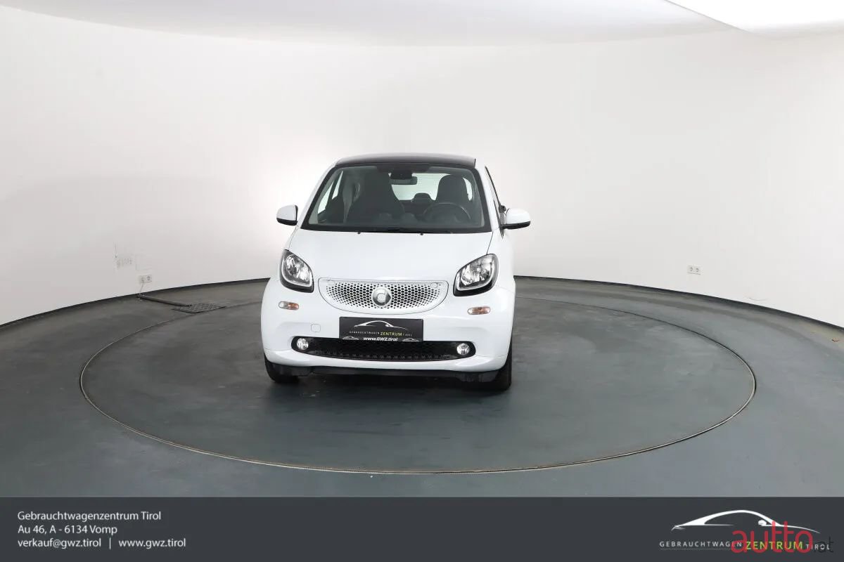 2015' Smart Fortwo photo #2