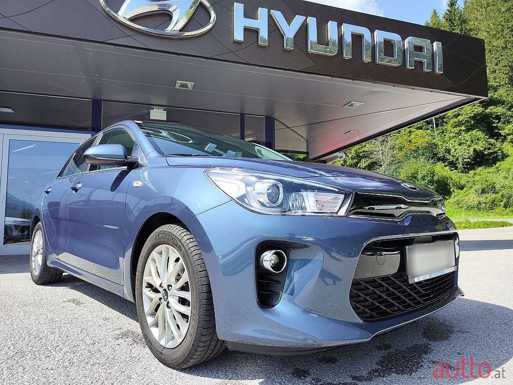 2019' Kia Rio photo #1