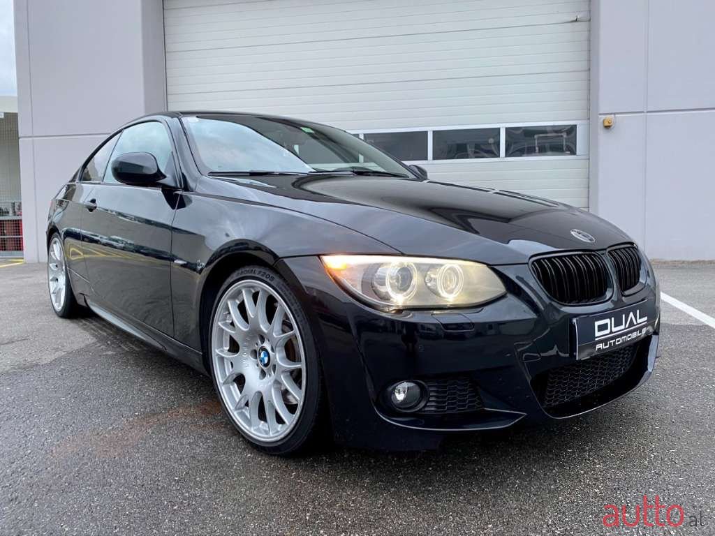 2010' BMW 3Er-Reihe photo #2