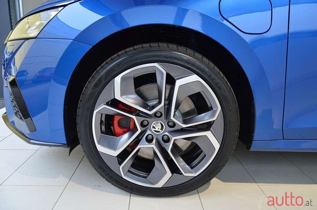 2021' Skoda Octavia photo #4