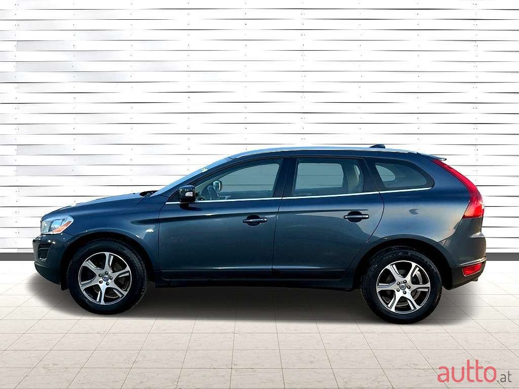 2011' Volvo XC60 photo #2