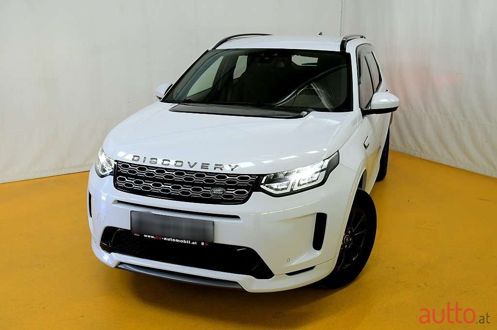 2020' Land Rover Discovery Sport photo #1
