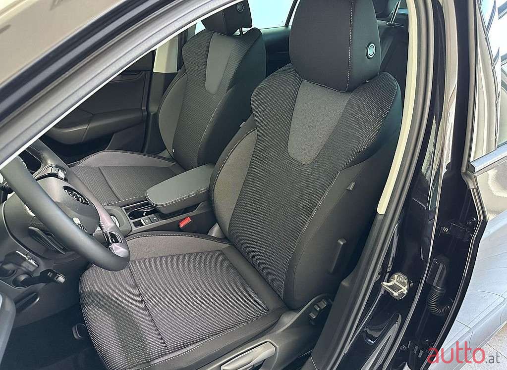 2023' Skoda Octavia photo #5