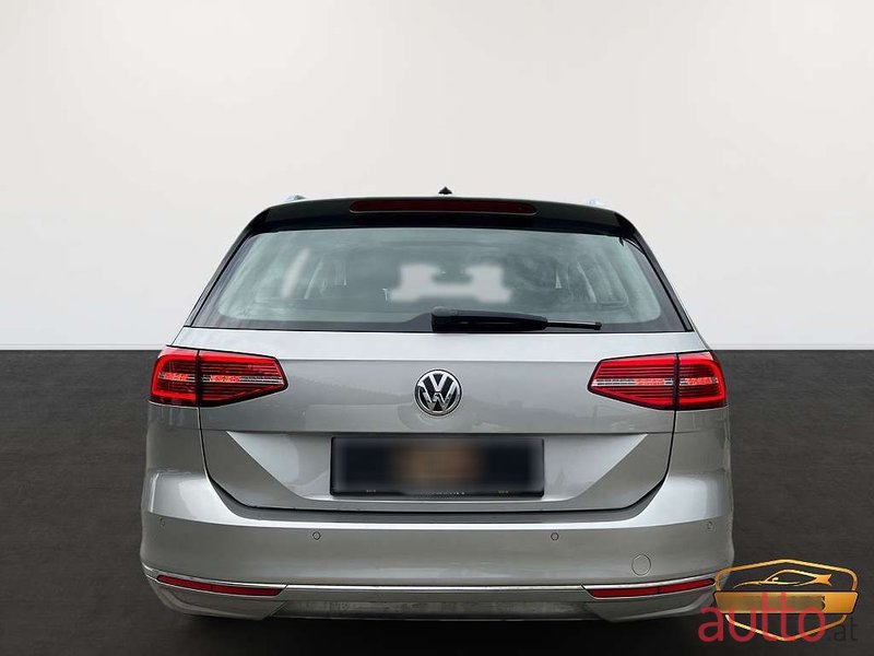 2015' Volkswagen Passat photo #6