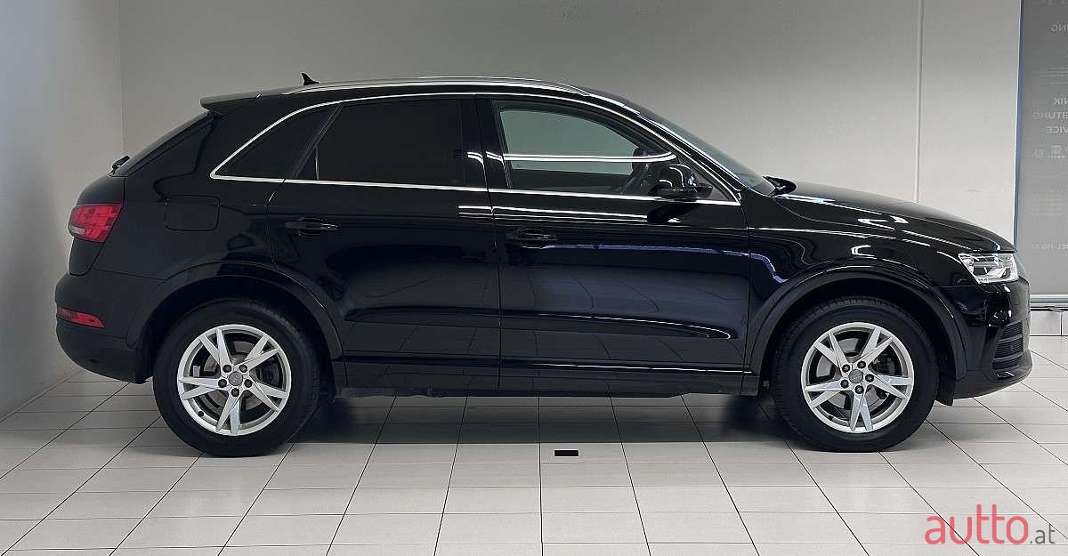 2016' Audi Q3 photo #4