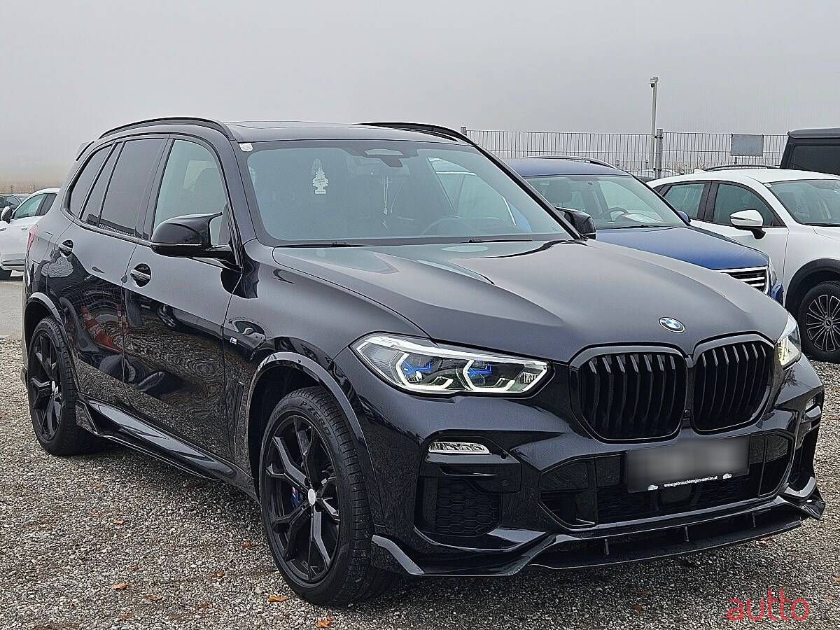 2021' BMW X5 photo #3