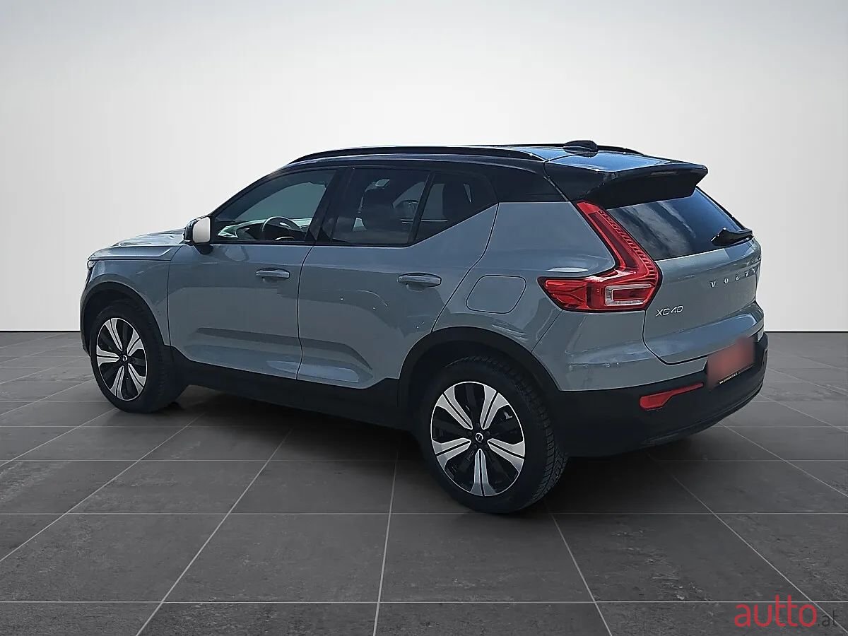 2024' Volvo XC40 photo #3