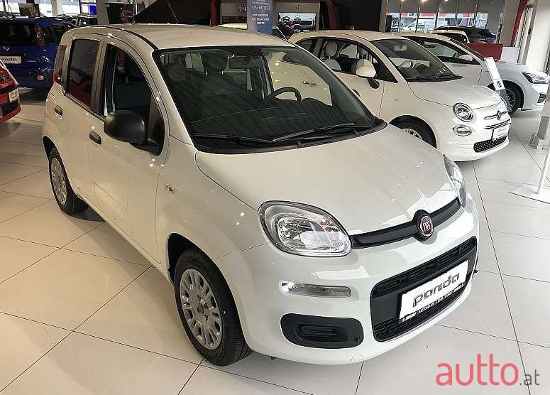 2020' Fiat Panda photo #1