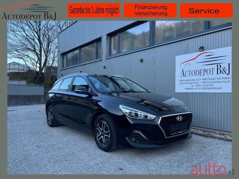 2019' Hyundai i30 photo #1