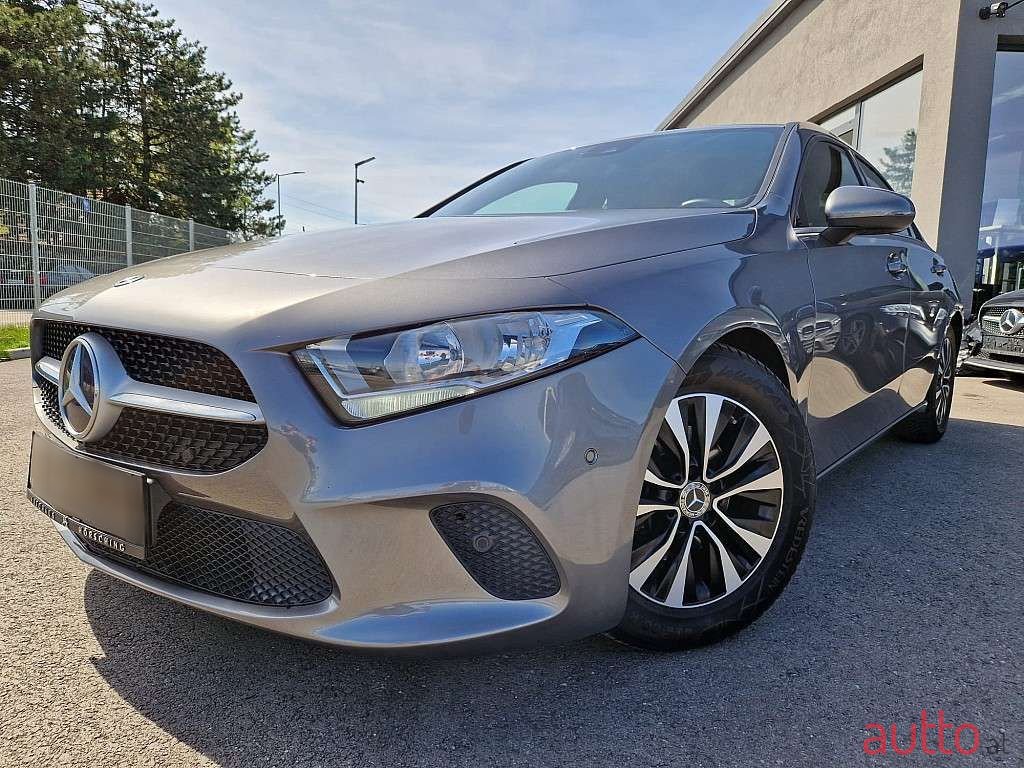 2020' Mercedes-Benz A-Klasse photo #4