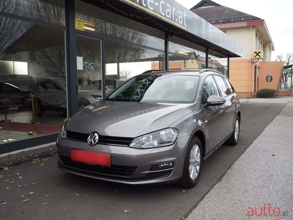 2014' Volkswagen Golf photo #2