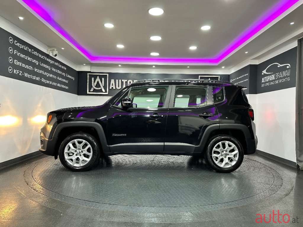 2016' Jeep Renegade photo #3