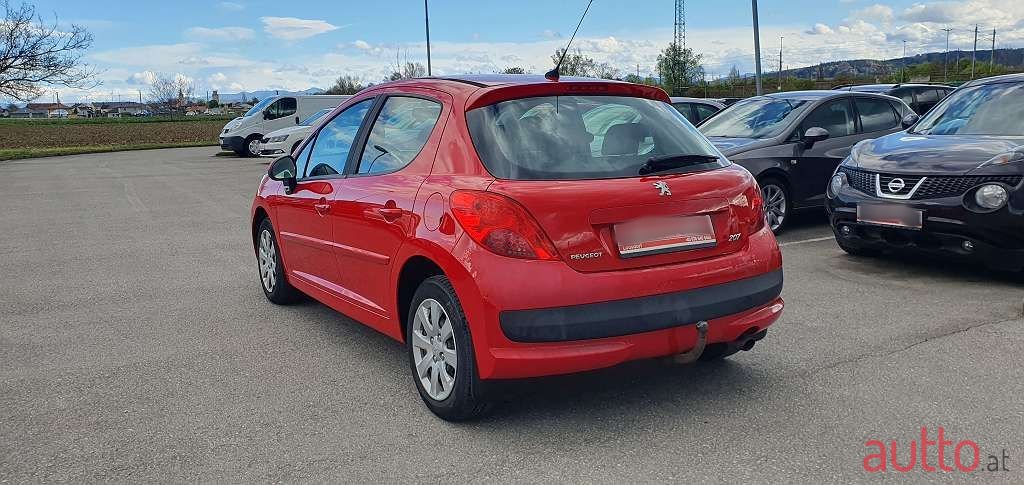2009' Peugeot 207 photo #3