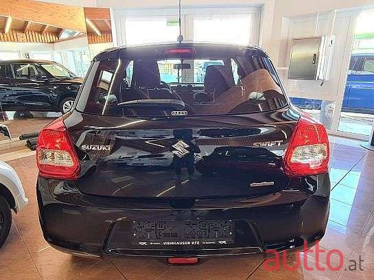 2020' Suzuki Swift photo #4