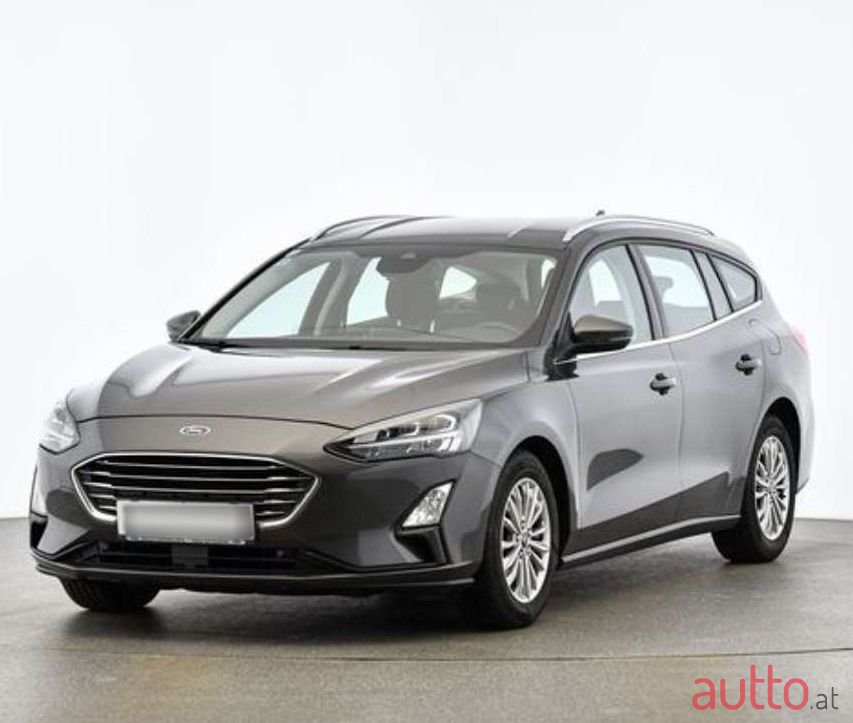 2022' Ford Focus photo #1