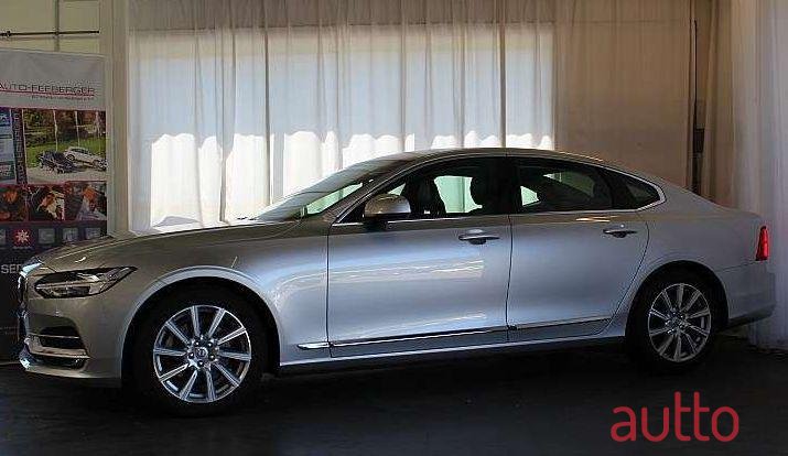 2018' Volvo S90 photo #1