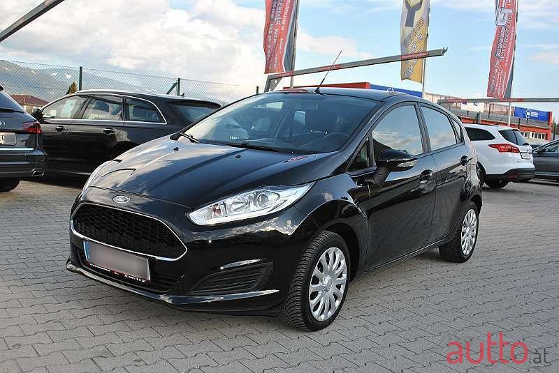 2017' Ford Fiesta photo #1