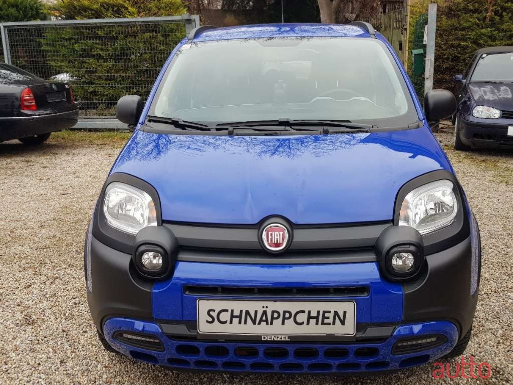 2018' Fiat Panda photo #2