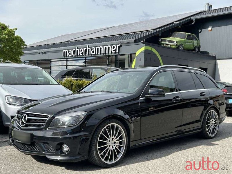 2010' Mercedes-Benz C-Klasse photo #1